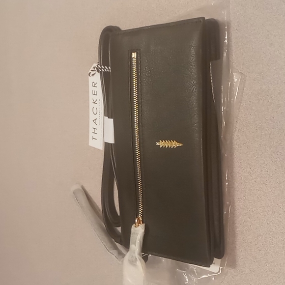 Thacker NYC Eve Crossbody in Black Leather New with Tags Great Quality & Design - Picture 3 of 9